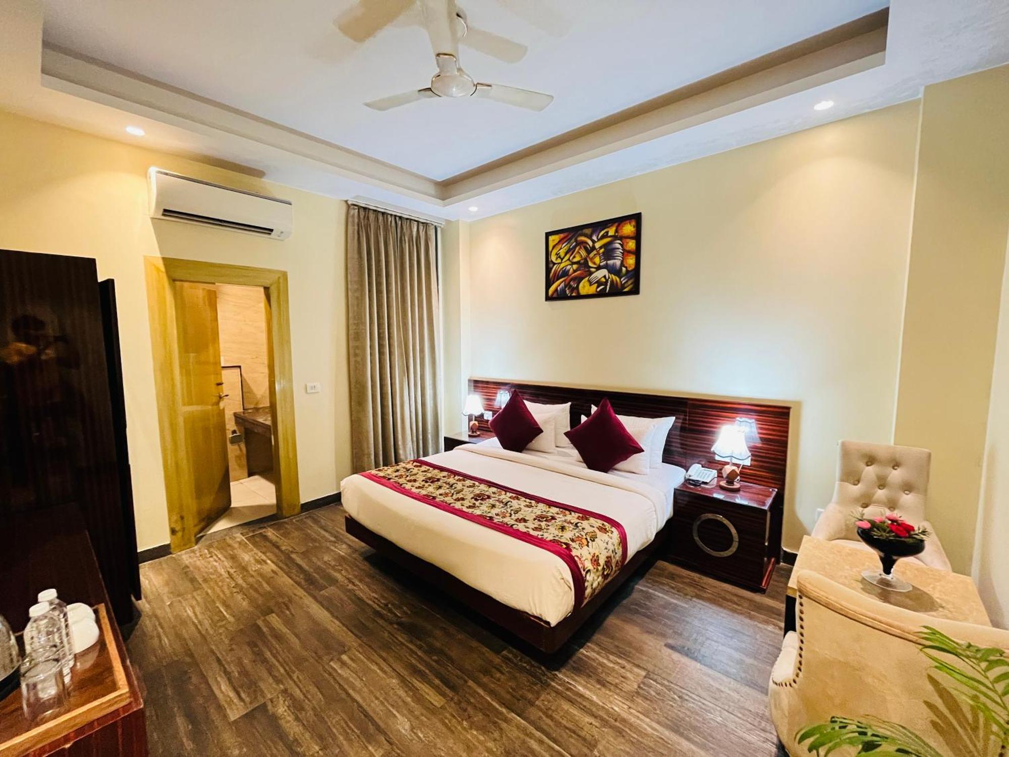 Hotel Banz Near Indira Gandhi Airport Delhi New Delhi Extérieur photo
