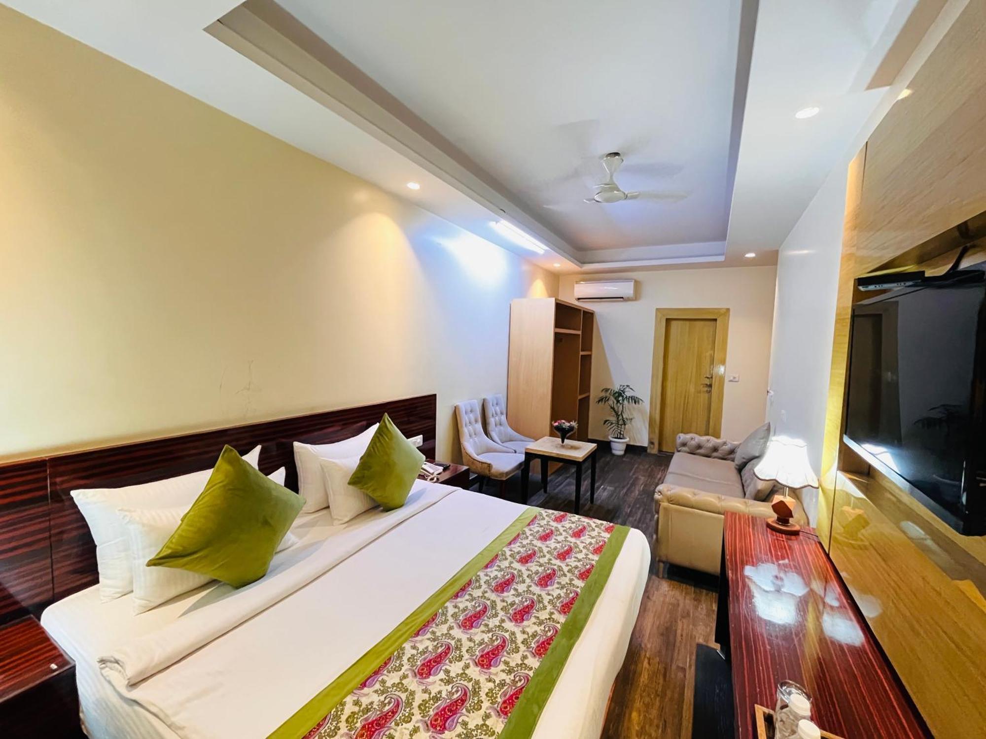 Hotel Banz Near Indira Gandhi Airport Delhi New Delhi Extérieur photo