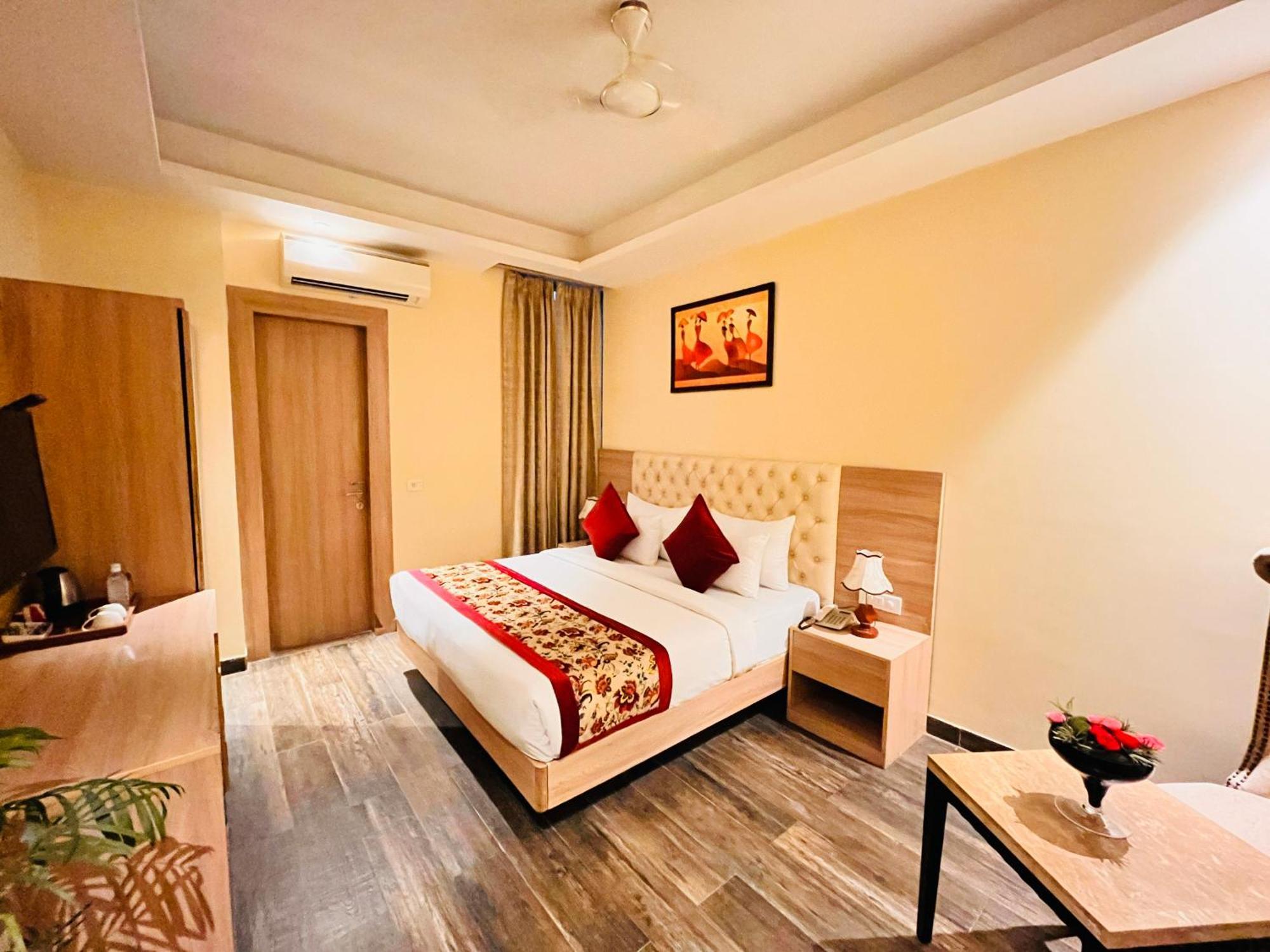 Hotel Banz Near Indira Gandhi Airport Delhi New Delhi Extérieur photo
