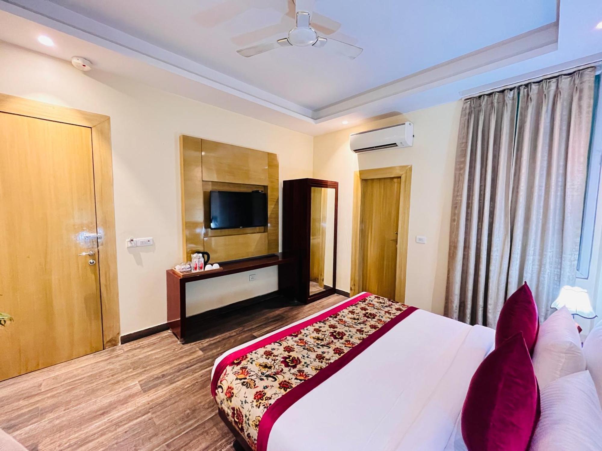 Hotel Banz Near Indira Gandhi Airport Delhi New Delhi Extérieur photo